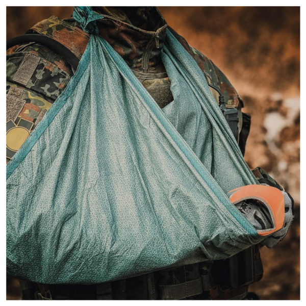 1.Palaikomasis trikampio formos tvarstis žalias